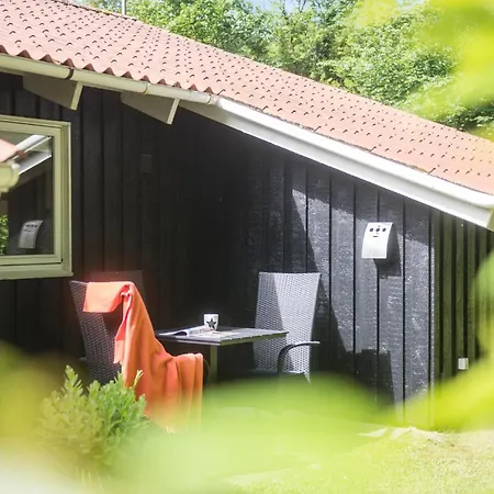 Cozy In With Outdoor Swimming Pool *
